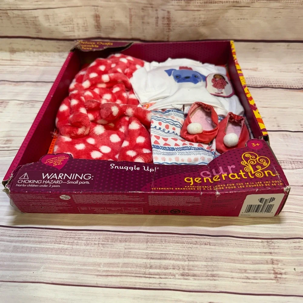 Our Generation Snuggle Up! Deluxe Outfit for 18-inch Dolls - Picture 6 of 9